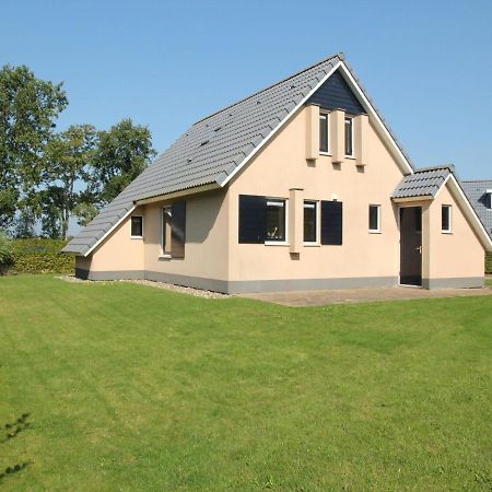 Serene Holiday Home In Gaasterl N Sleat Sondel Exteriér fotografie
