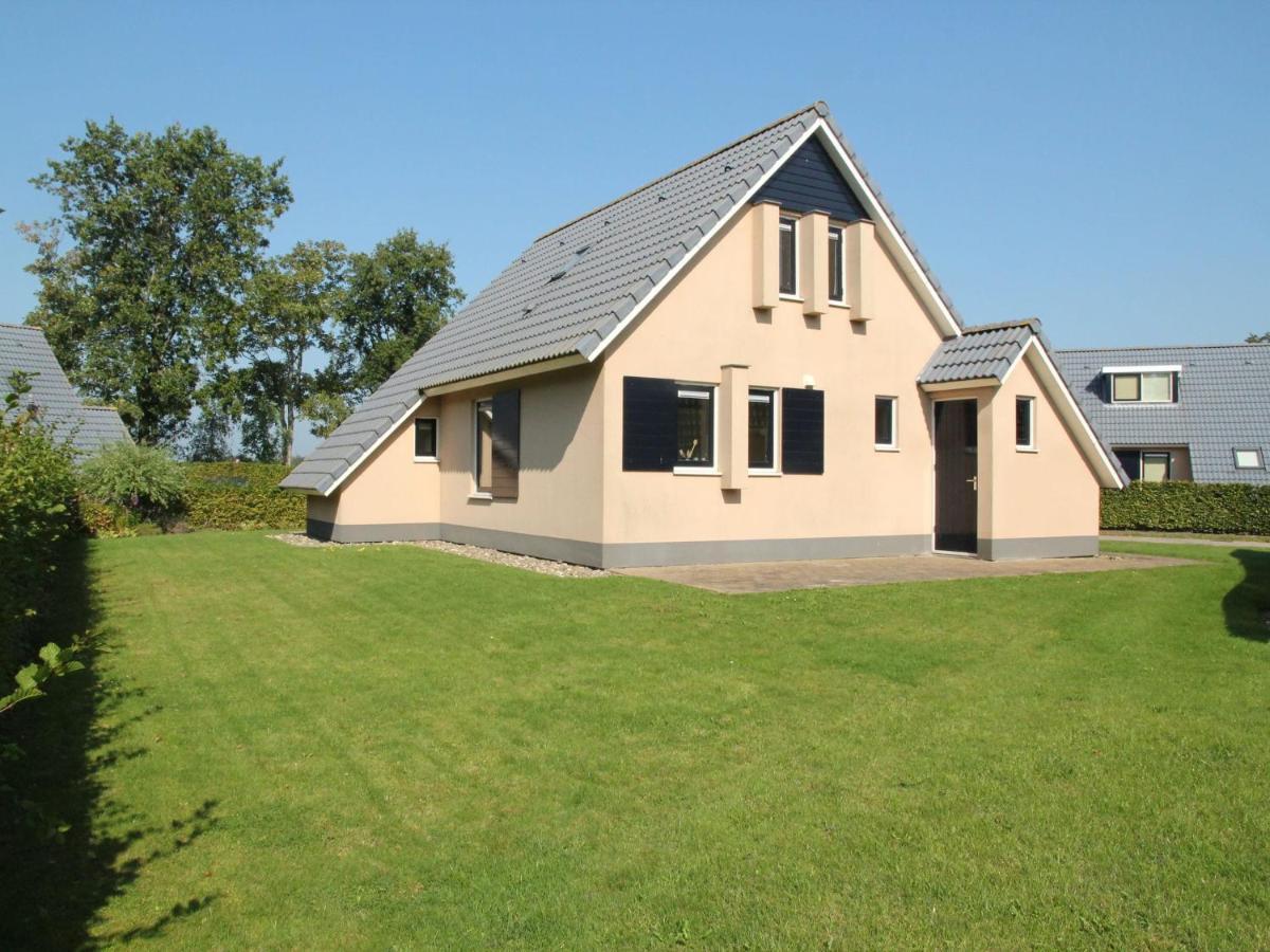 Serene Holiday Home In Gaasterl N Sleat Sondel Exteriér fotografie
